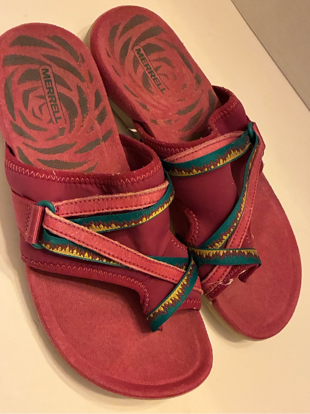 Merrell Women’s Pink Slide Sandals with Teal and Yellow Trim